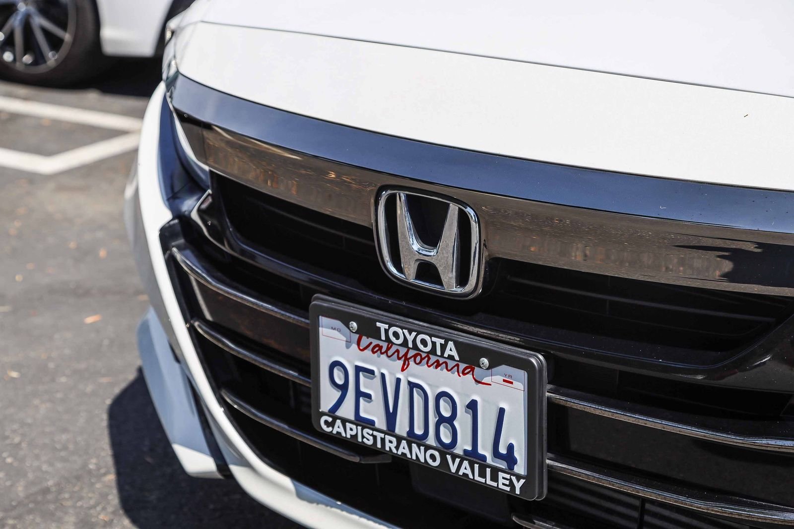 Used 2022 Platinum White Pearl Honda Sport image 11