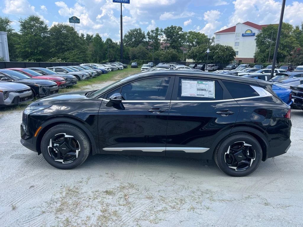 New 2026 Black Kia EX image 4