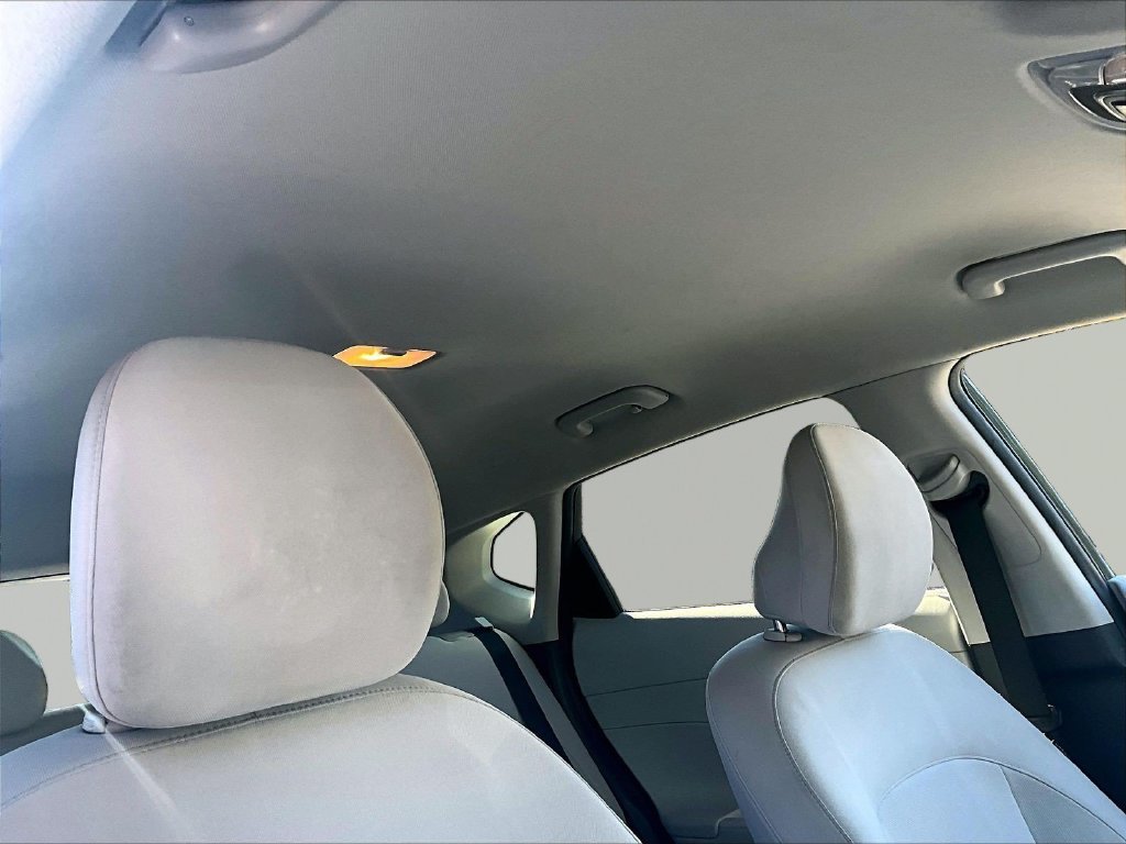Used 2024 Gray Hyundai SEL image 23