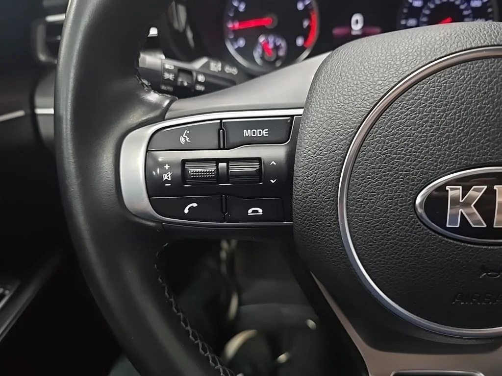 Used 2021 Blue Kia GT-Line image 19