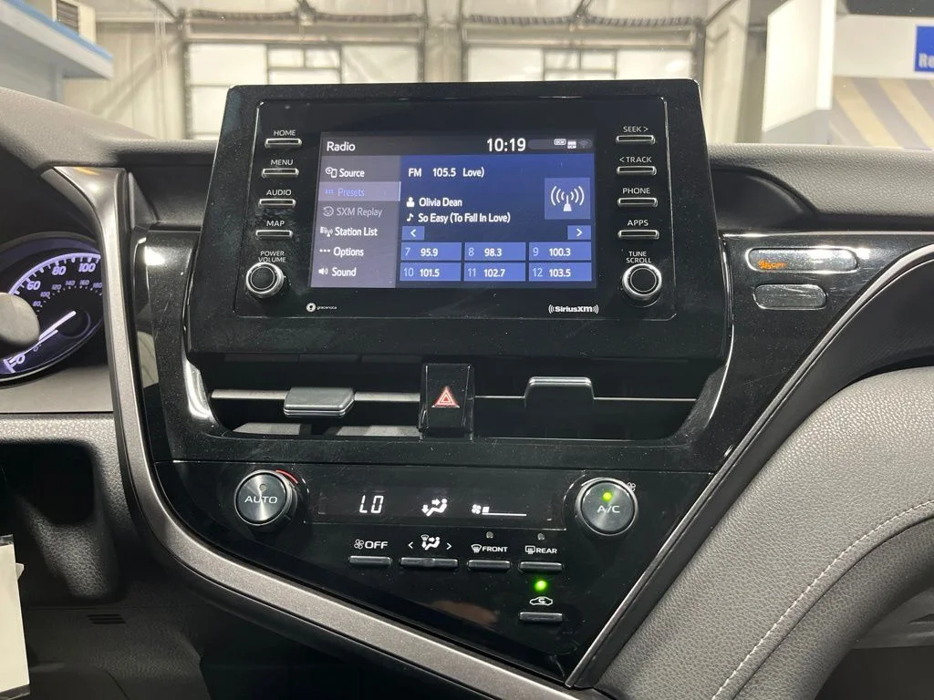 Used 2021 Predawn Gray Mica Toyota SE image 23