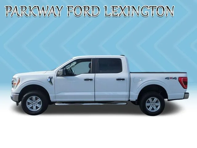 Used 2021 White Ford XLT image 2