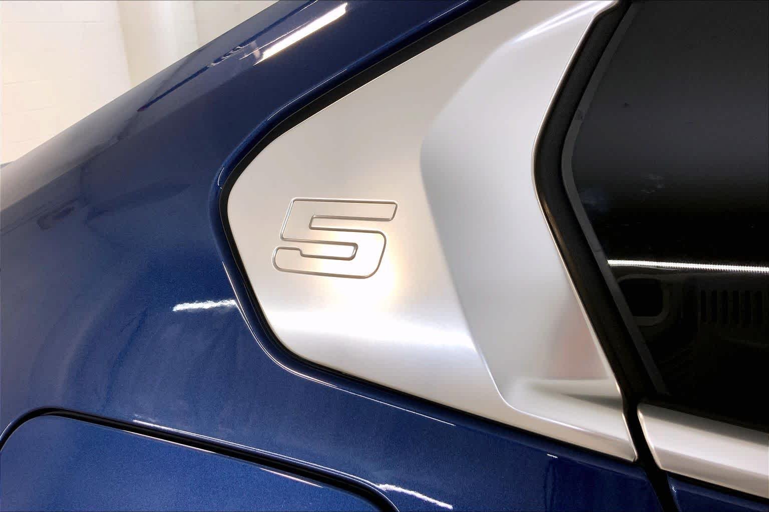 Certified Used 2024 Phytonic Blue Metallic BMW eDrive40 image 29