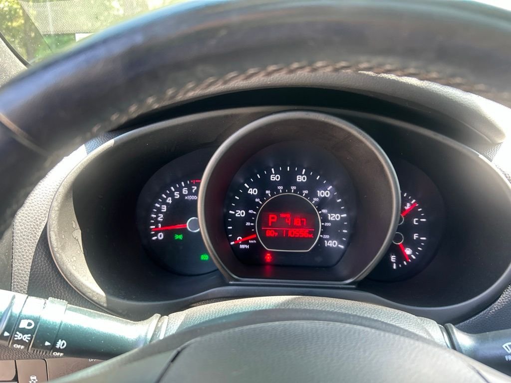 Used 2014 Silver Kia Exclaim image 20