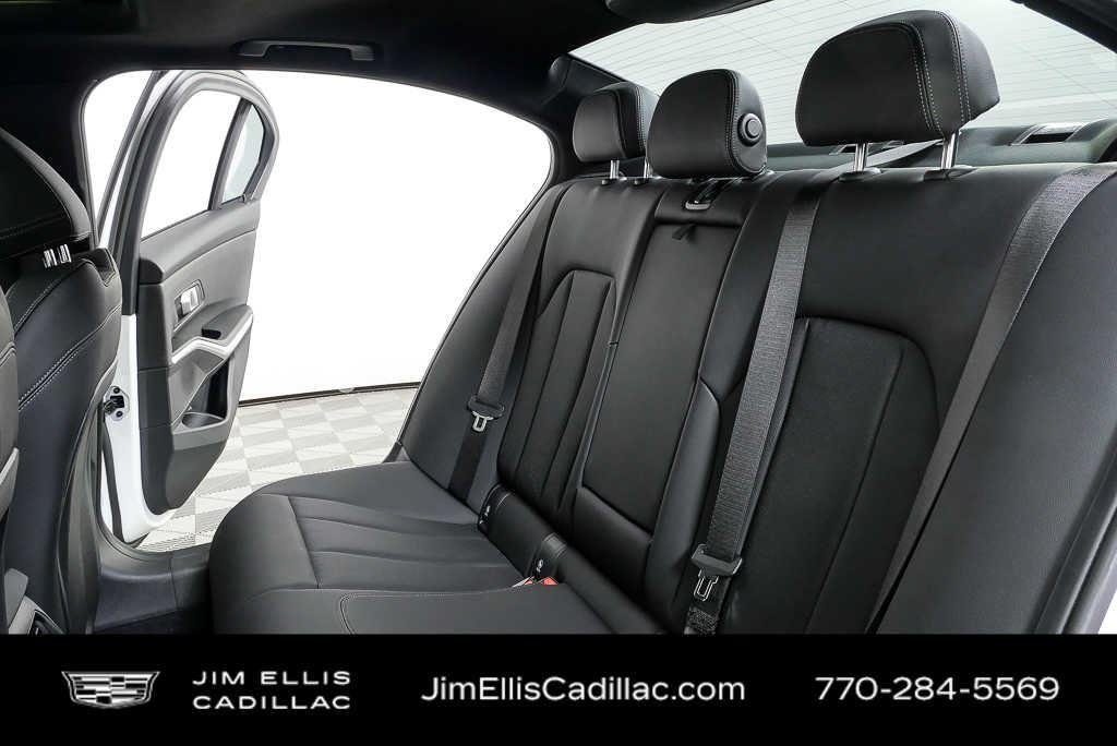 2025 BMW 3 Series 330i - Photo 20