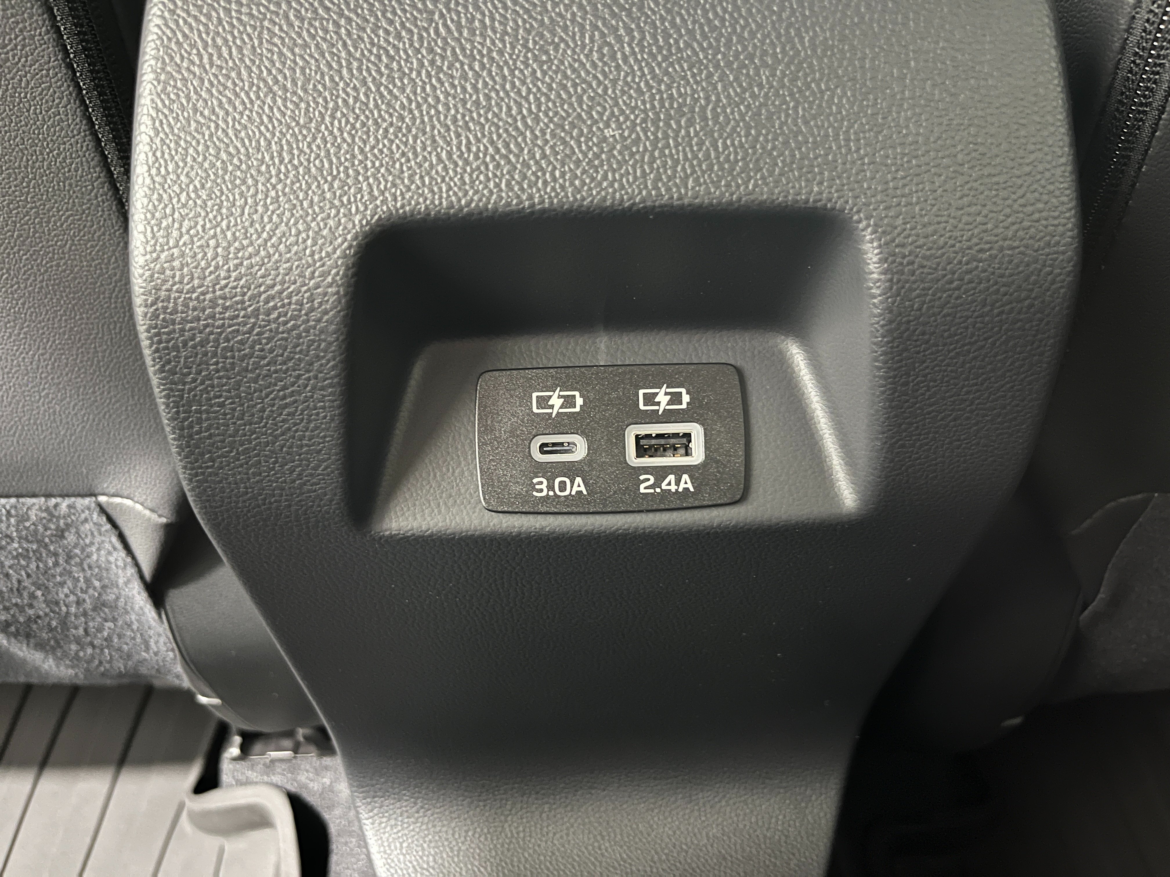 New 2026 CITRON YELLOW PEARL Subaru Limited Hybrid image 25