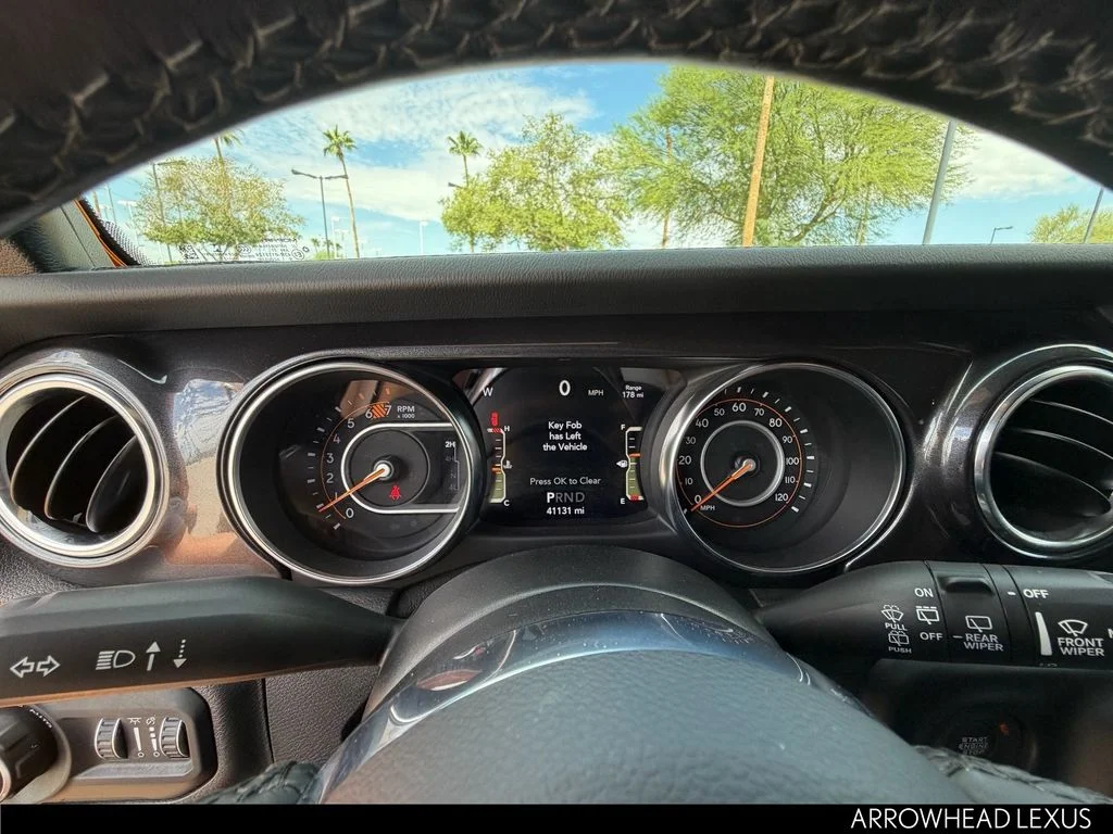Used 2021  Jeep Unlimited Sahara Altitude image 23