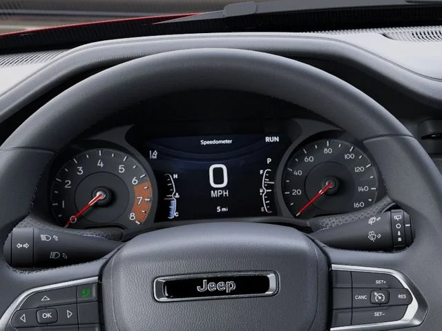 New 2026 Red Hot Pearlcoat Jeep Latitude image 18