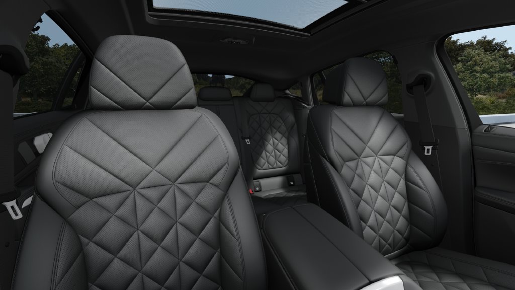 New 2027 Black Sapphire Metallic BMW xDrive40i image 37