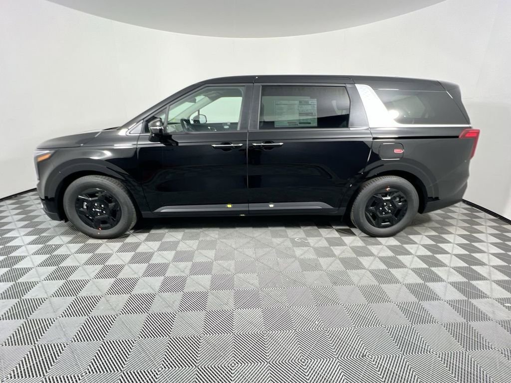 New 2026 Aurora Black Pearl Kia LXS image 8