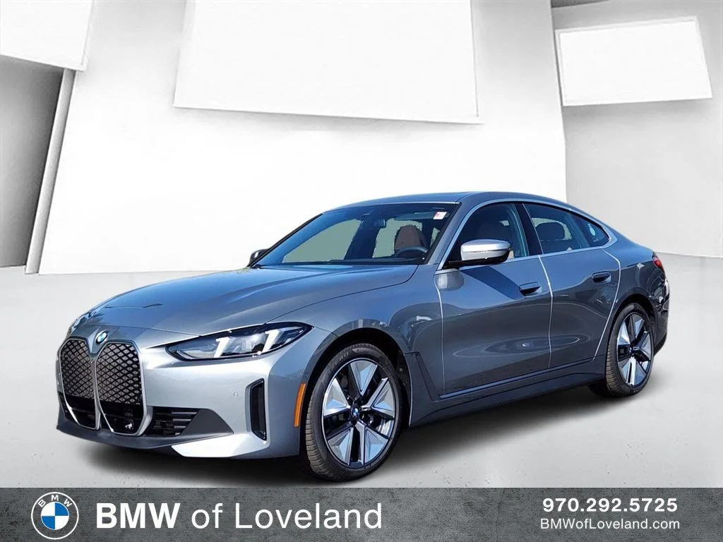 Used 2026 Gray Metallic BMW xDrive40 image 1