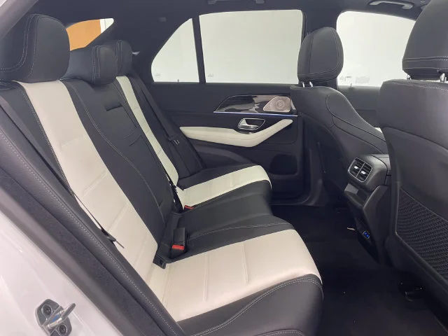 New 2026 Moonlight White Metallic Mercedes-Benz GLE 350 image 20