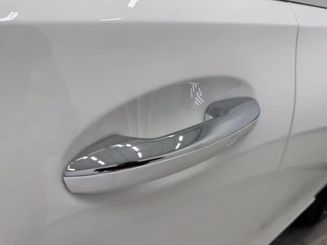 New 2026 White Mercedes-Benz C 300 image 49
