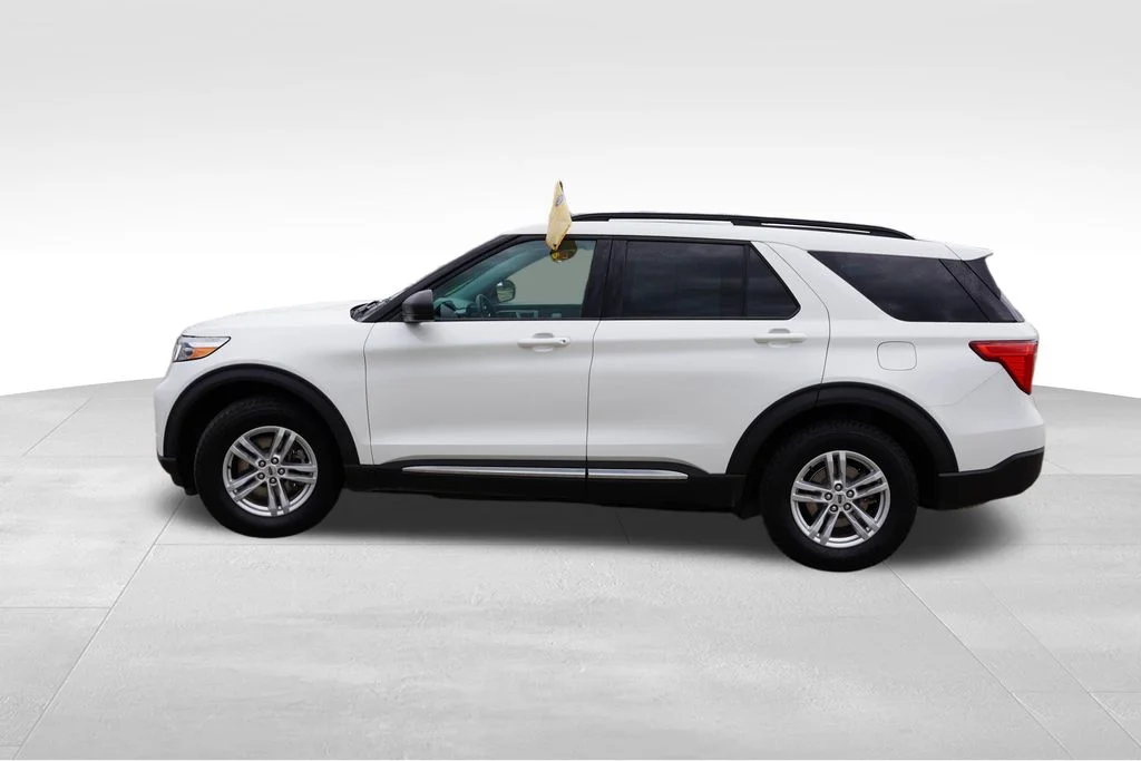 Used 2020 White Ford XLT image 9