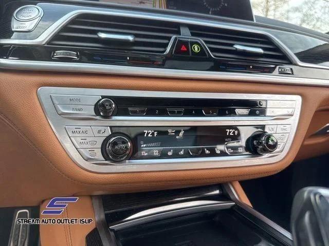 Used 2022 Black BMW 750i xDrive image 49