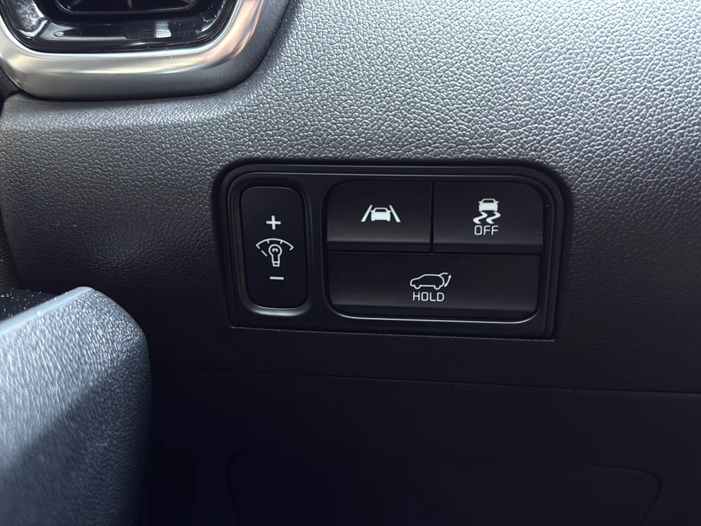 Certified Used 2023 Gravity Gray Kia SX image 18