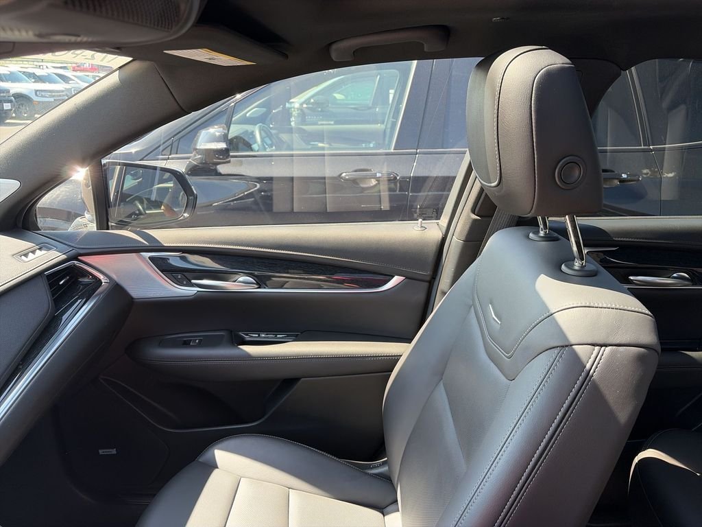 Used 2023 Green Cadillac Premium Luxury image 24