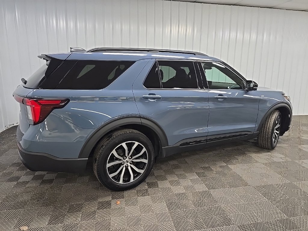 Used 2025 Blue Ford ST-Line image 3
