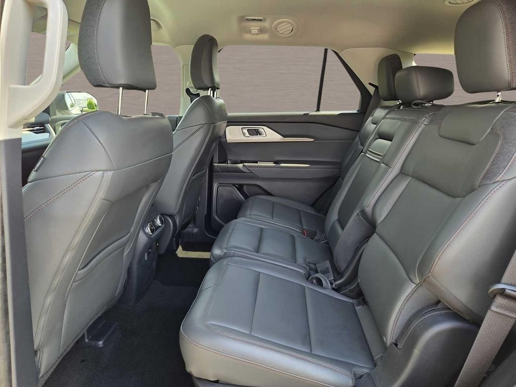 Used 2025 White Ford Active image 14