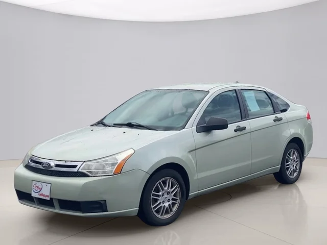 Pre-Owned 2010 Ford Focus SE