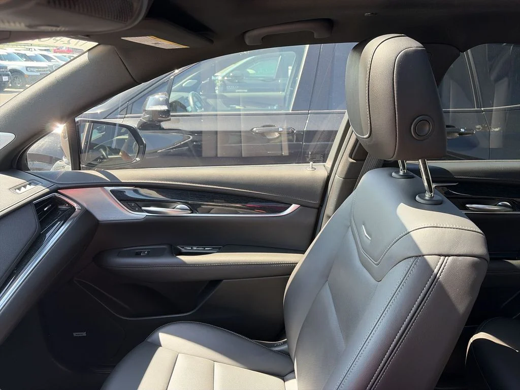 Used 2023 Green Cadillac Premium Luxury image 24