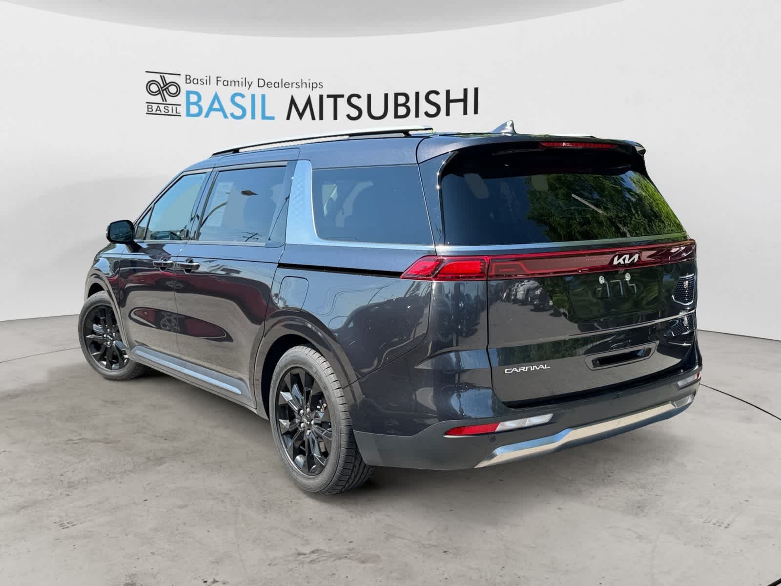 Used 2024 Panthera Metal Kia SX Prestige image 3