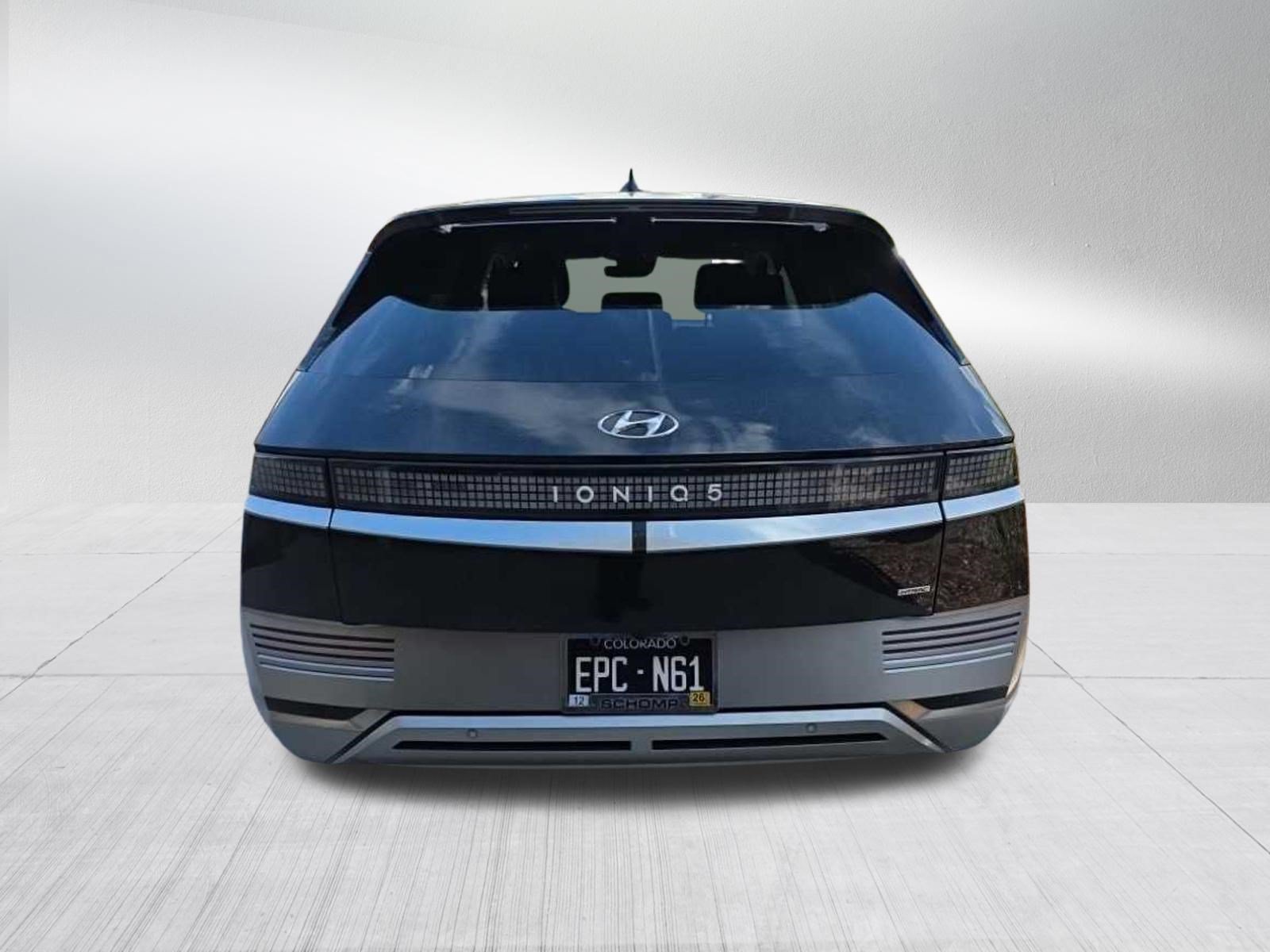 Certified Used 2024 Abyss Black Hyundai Limited image 5