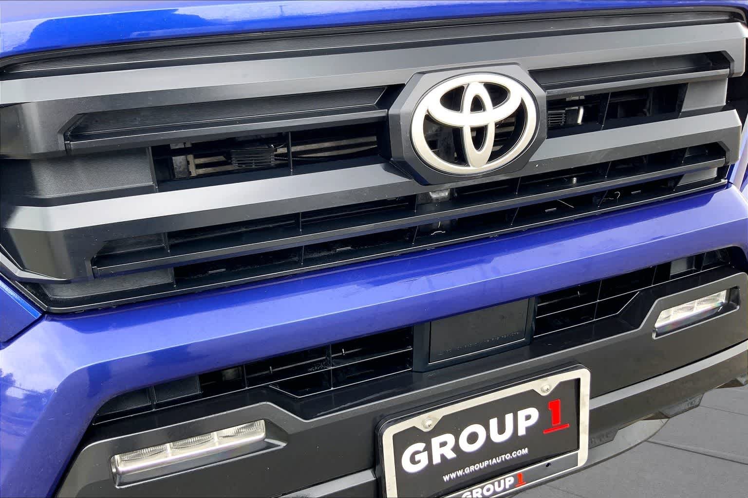 Used 2024 Blue Crush Metallic Toyota SR5 image 29