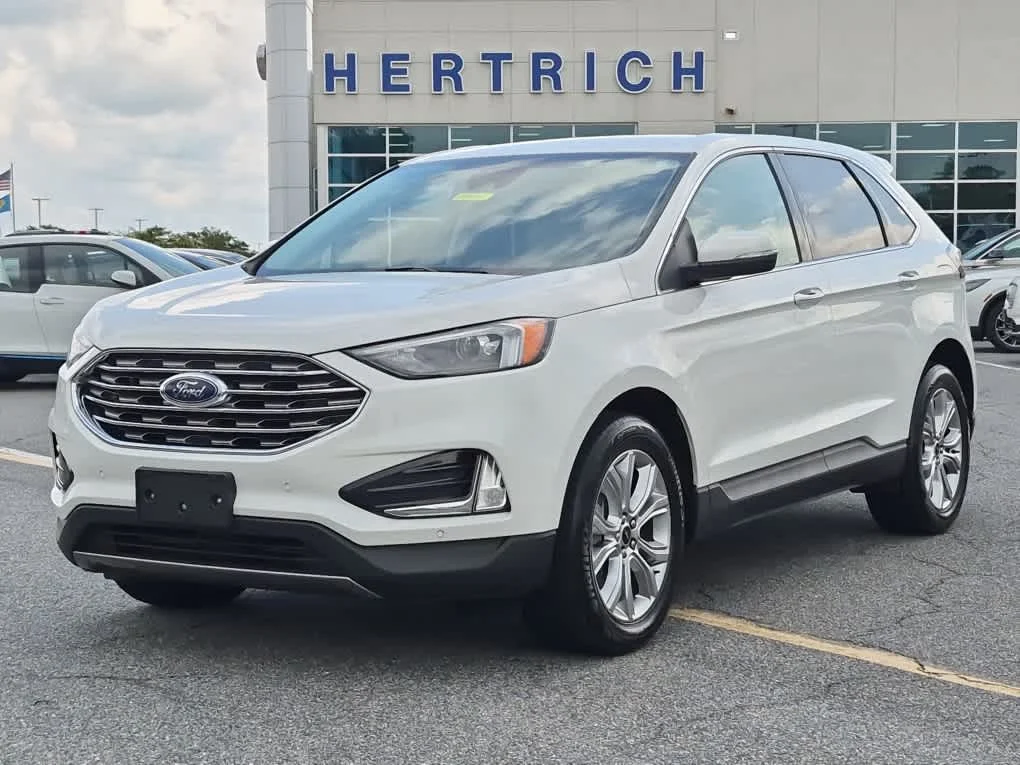 2024 Ford Edge Titanium