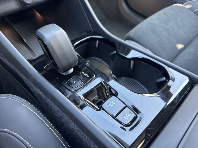 2026 Volvo XC40 Ultra Black Edition - Photo 17