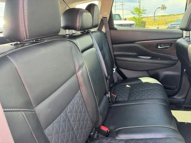 Used 2019 Black Nissan Platinum image 60