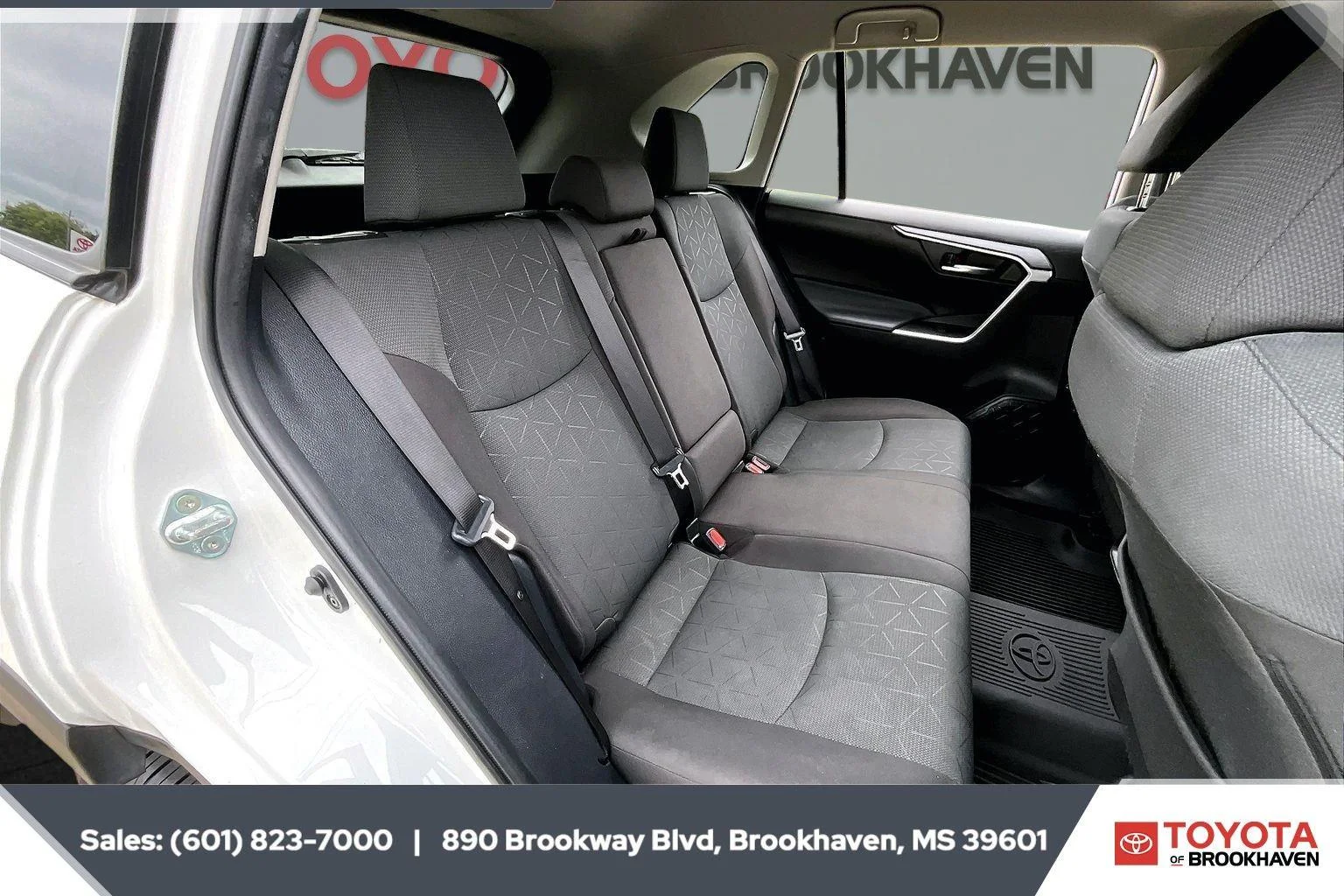 Used 2024 Ice Cap Toyota XLE image 20