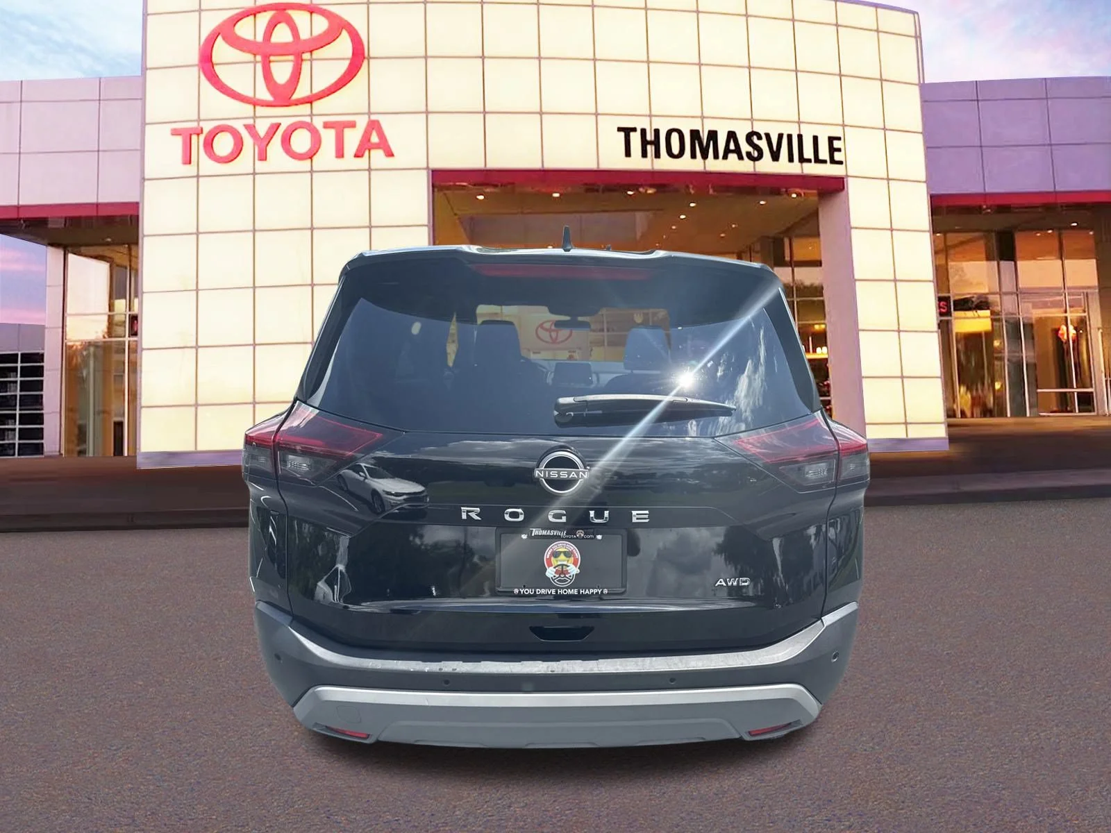 Used 2023 Super Black Nissan  image 6