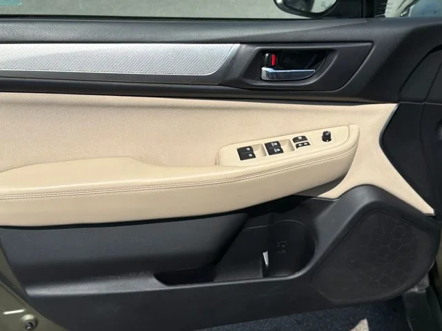 Used 2019 Green Subaru 2.5i Premium image 17
