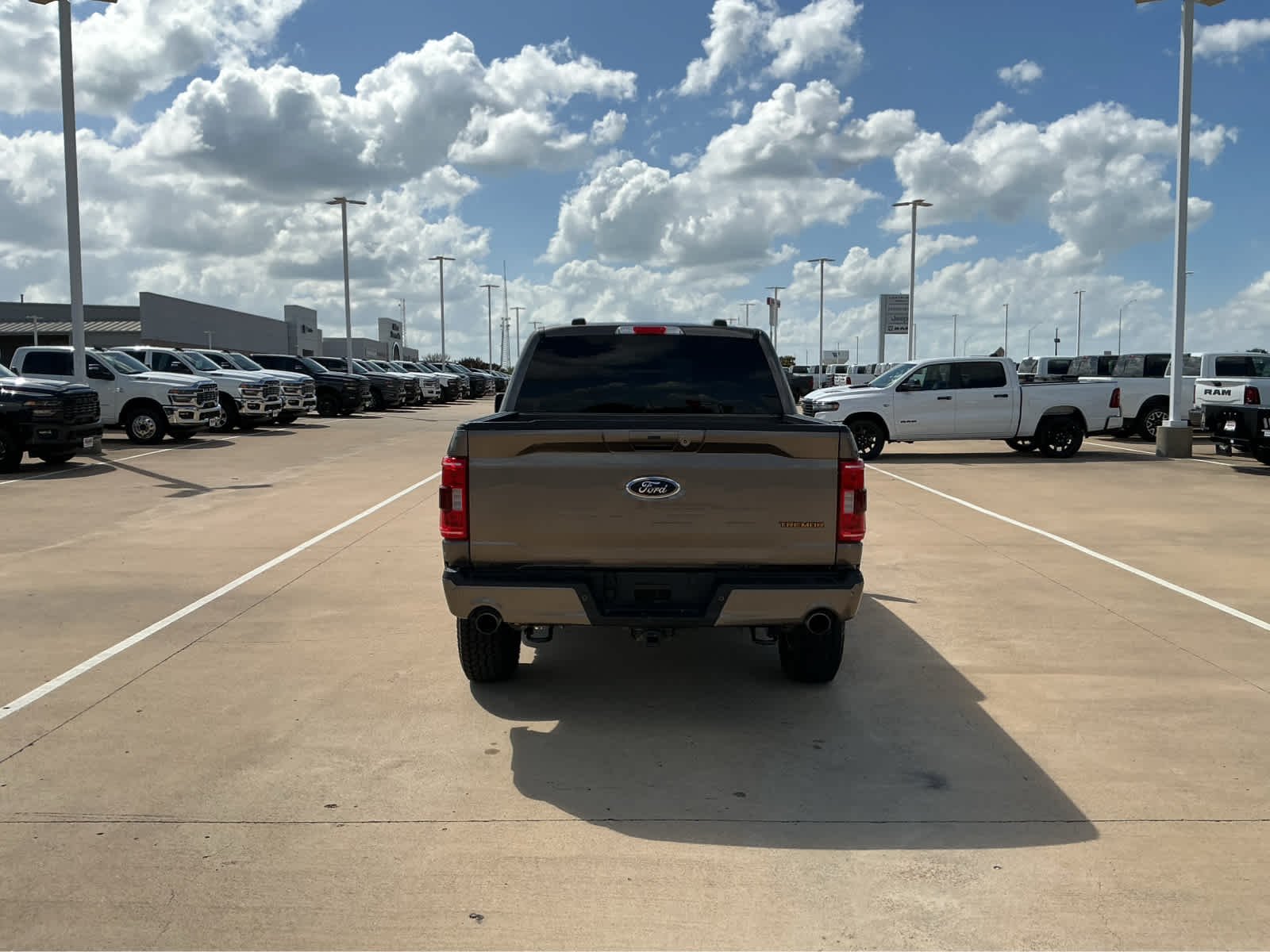 Used 2022 Stone Gray Metallic Ford Tremor image 7