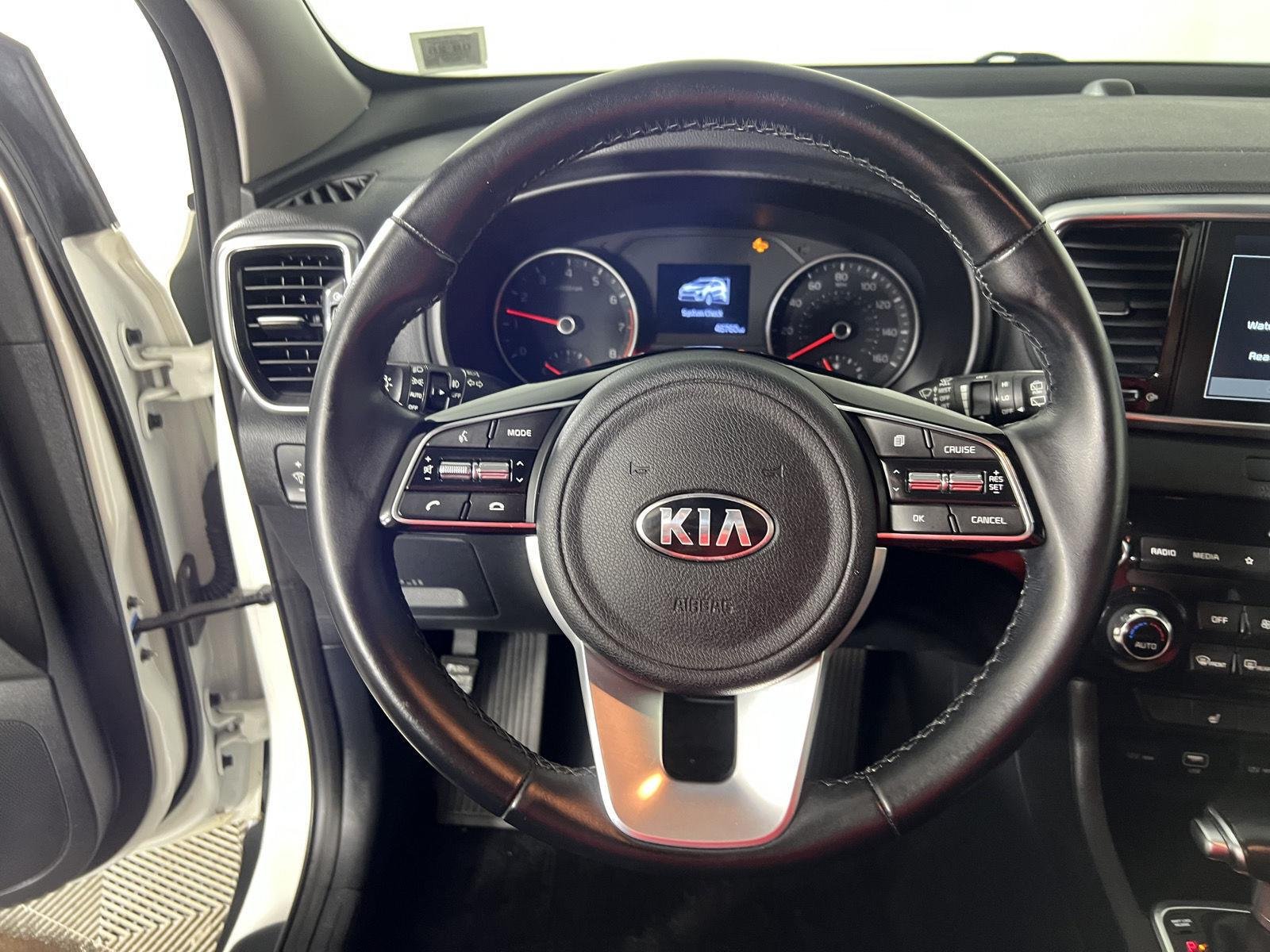 Used 2021 Snow White Pearl Kia EX image 15