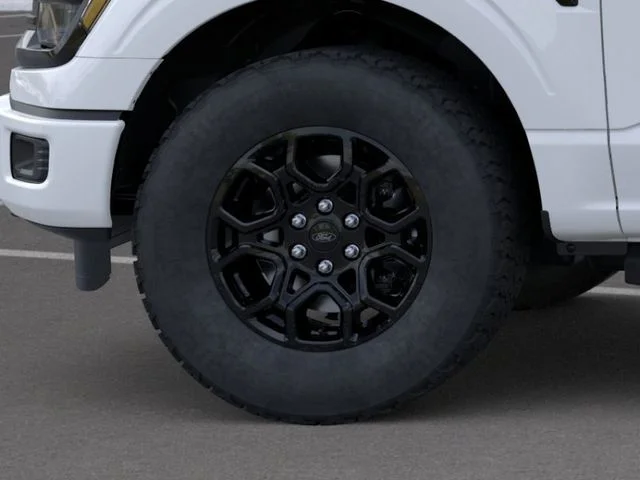 New 2026 Oxford White Ford XLT image 19