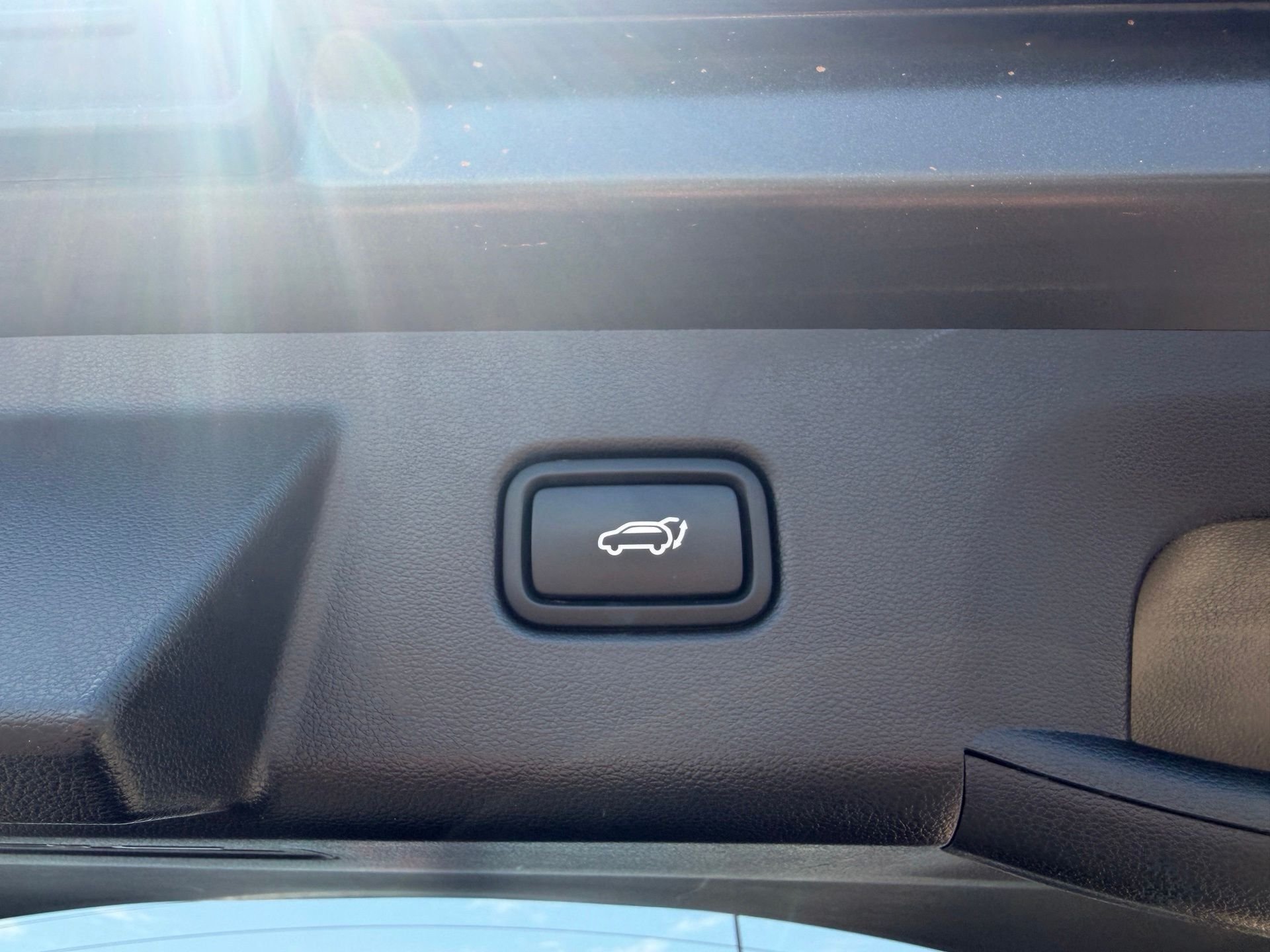 Certified Used 2022 Gray Hyundai SEL image 44