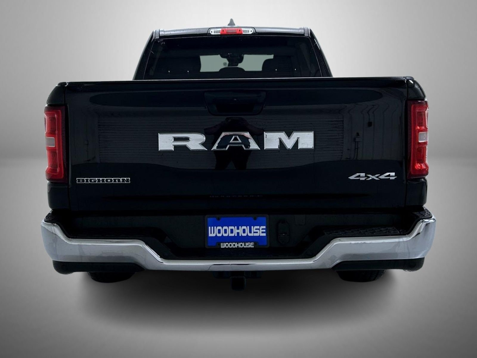 New 2026 Diamond Black Crystal Pearl-Coat Exterior Paint RAM Big Horn/Lone Star image 6