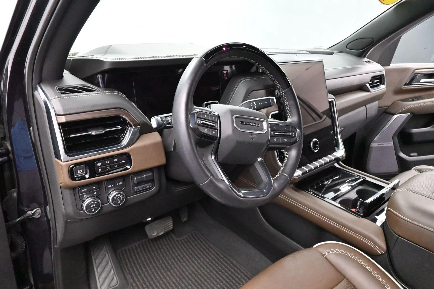 Used 2025 Titanium Rush Metallic GMC Denali Ultimate image 19