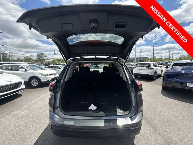 Used 2026 Gray Nissan S image 22