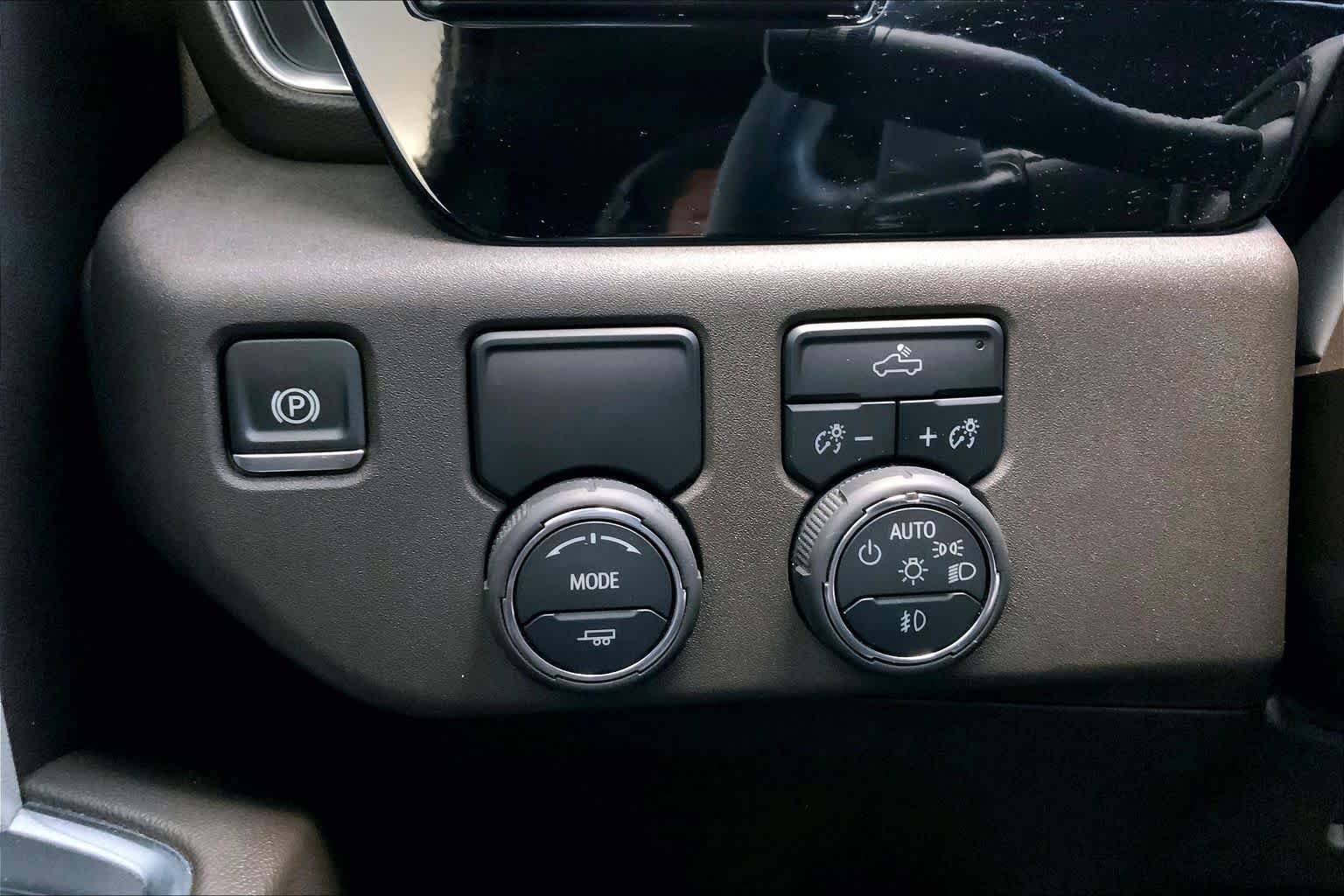 Used 2024 Black Chevrolet RST image 33