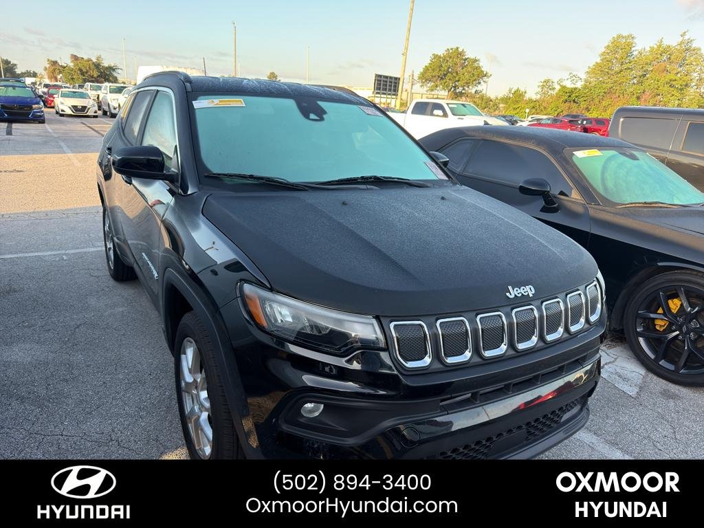 2022 Jeep Compass Latitude Lux 4X4's photo