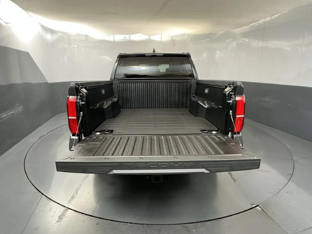 New 2026 Underground Toyota SR5 image 30