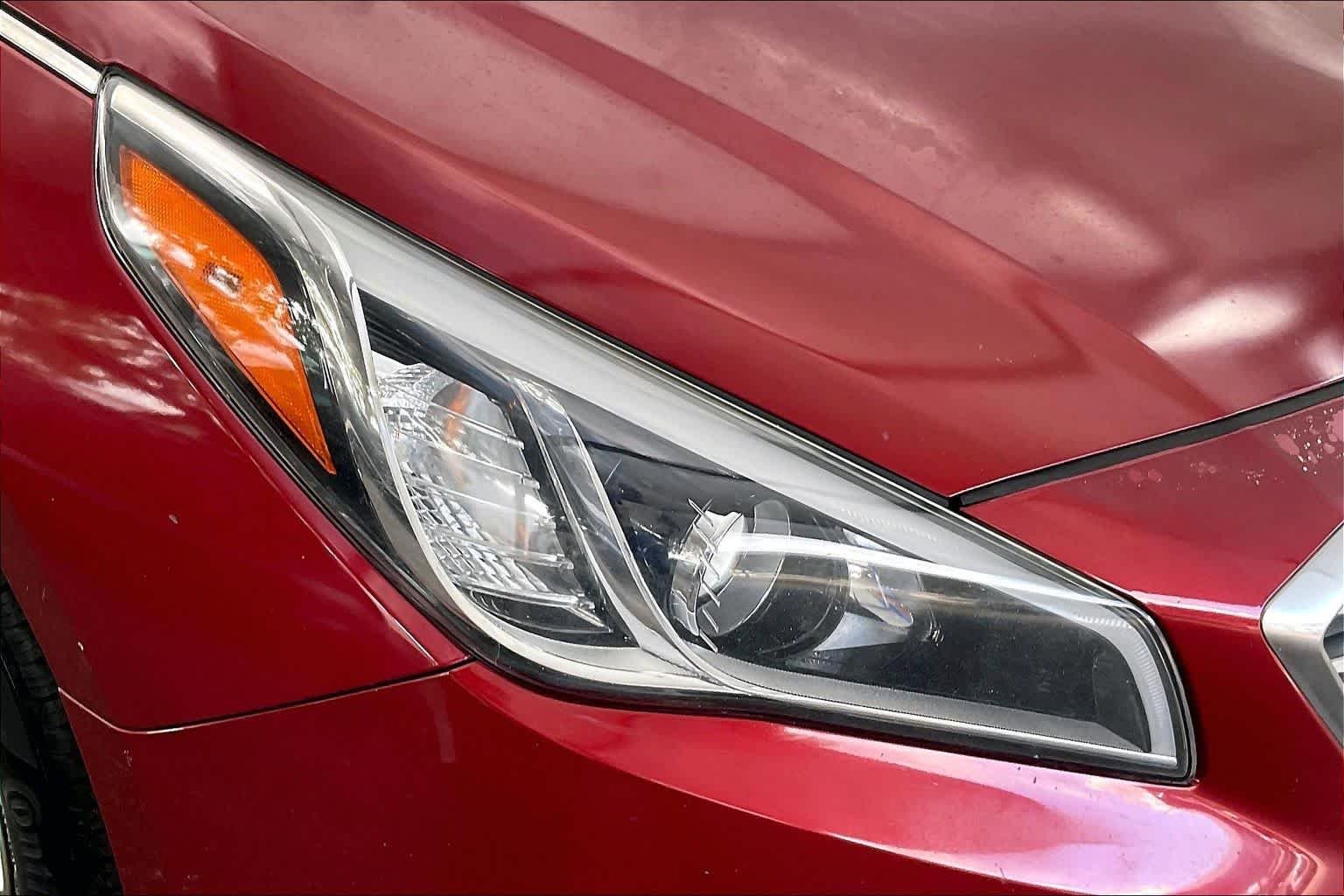 Used 2016 Venetian Red Hyundai 2.4L SE image 27