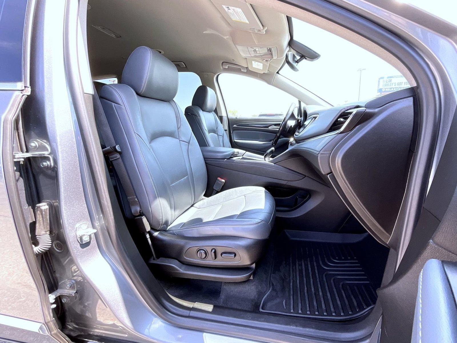 2021 Buick Enclave Essence - Photo 17