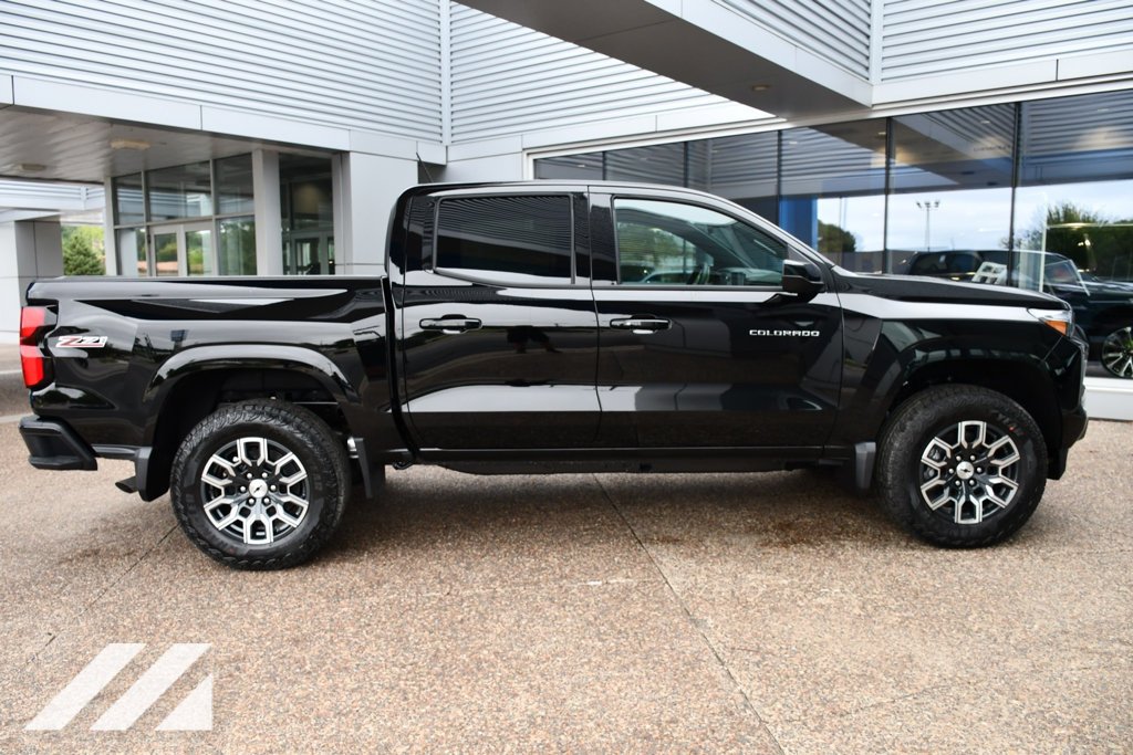 2026 Chevrolet Colorado Z71 - Photo 9