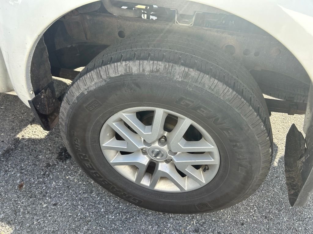 Used 2018 White Nissan SV image 8
