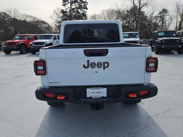 New 2026 Bright White Clear-Coat Exterior Paint Jeep Mojave X image 7