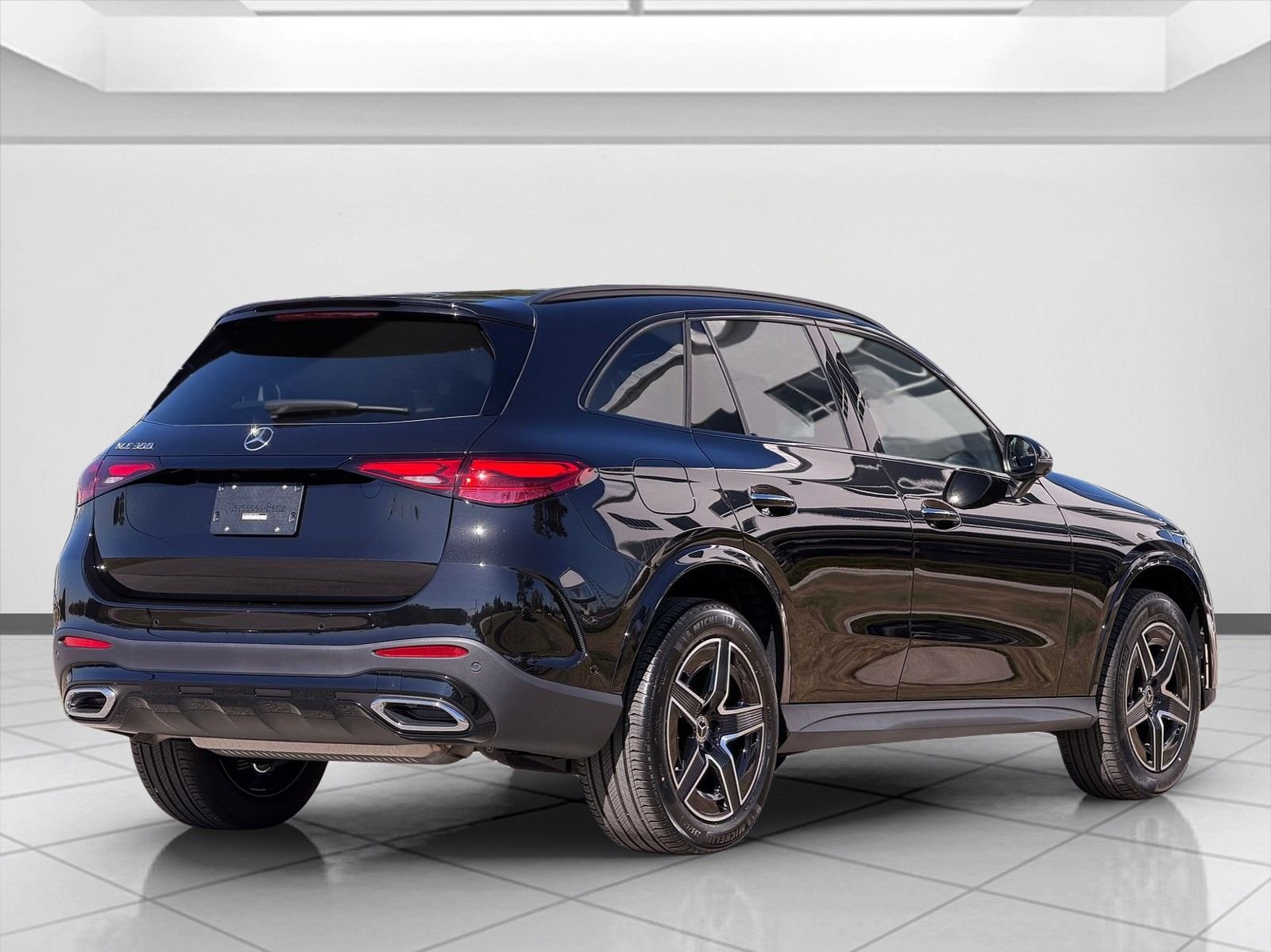 New 2026 Obsidian Black Metallic Mercedes-Benz GLC 300 image 3